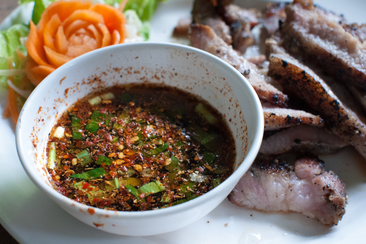 Nam Jim Jaew – thailändische Dippsauce für Fleisch