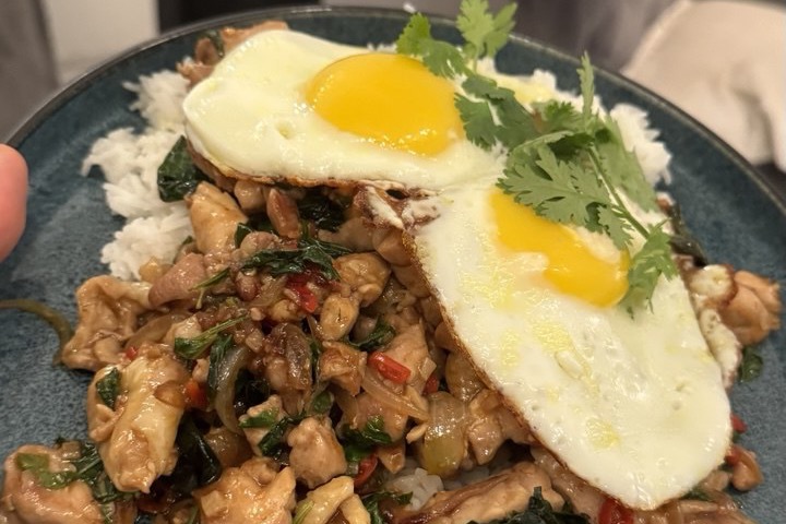 Pad Krapao Gai Kai Dao